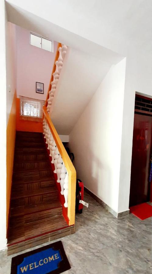 Guesthouse Kind And Love Hikkaduwa Bagian luar foto