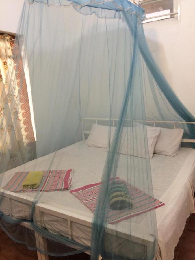 Guesthouse Kind And Love Hikkaduwa Bagian luar foto