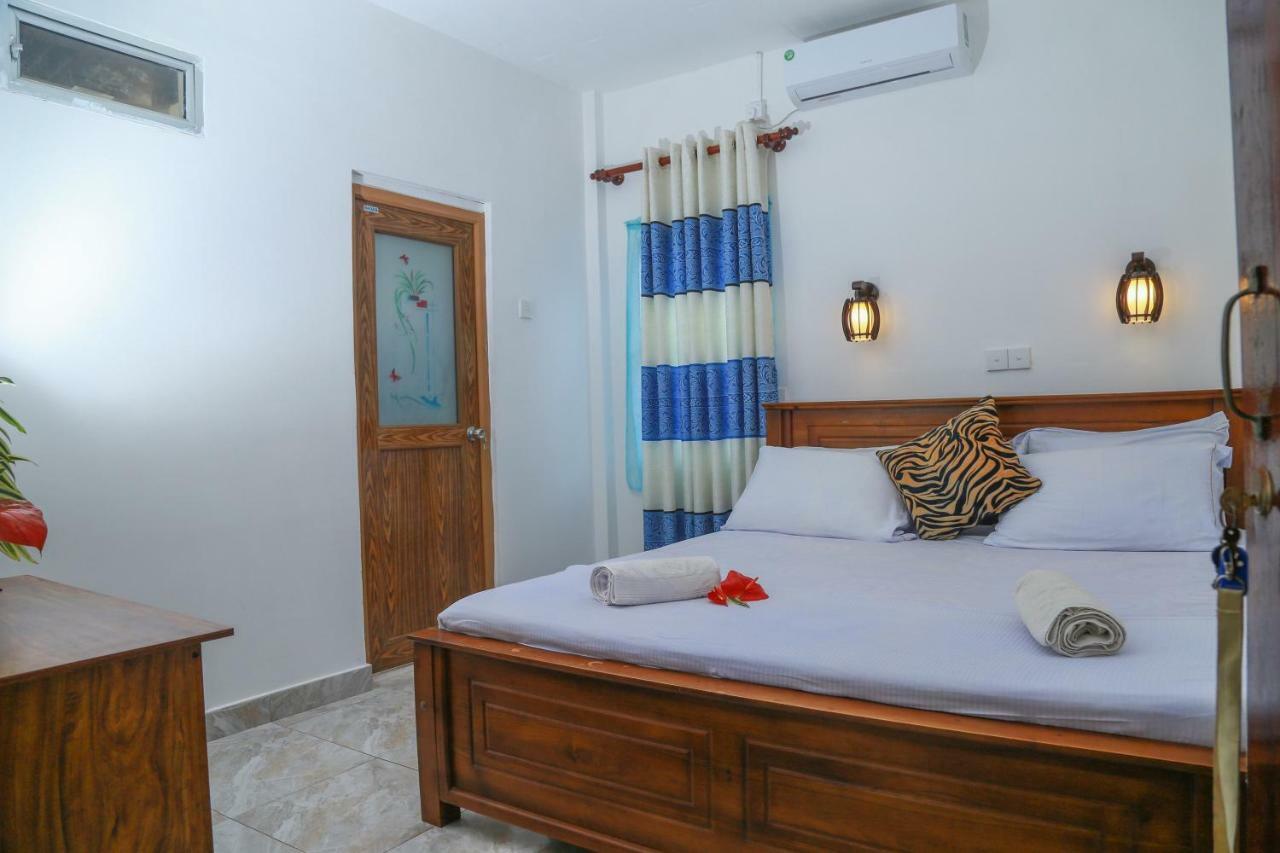 Guesthouse Kind And Love Hikkaduwa Bagian luar foto